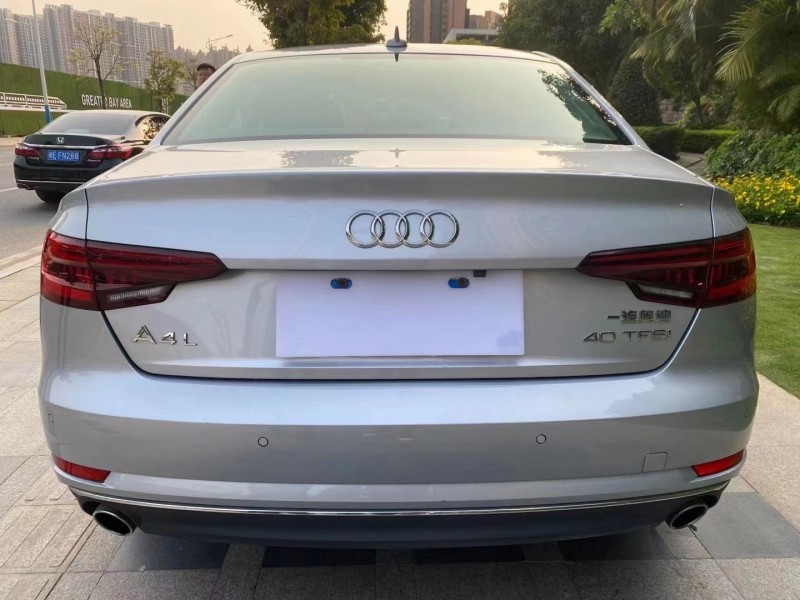 中山18年奥迪A4L8