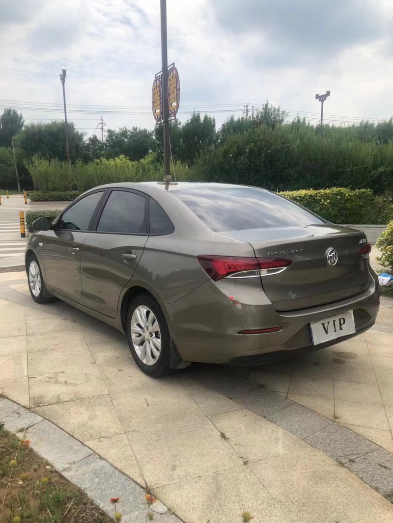 枣庄20年别克英朗7