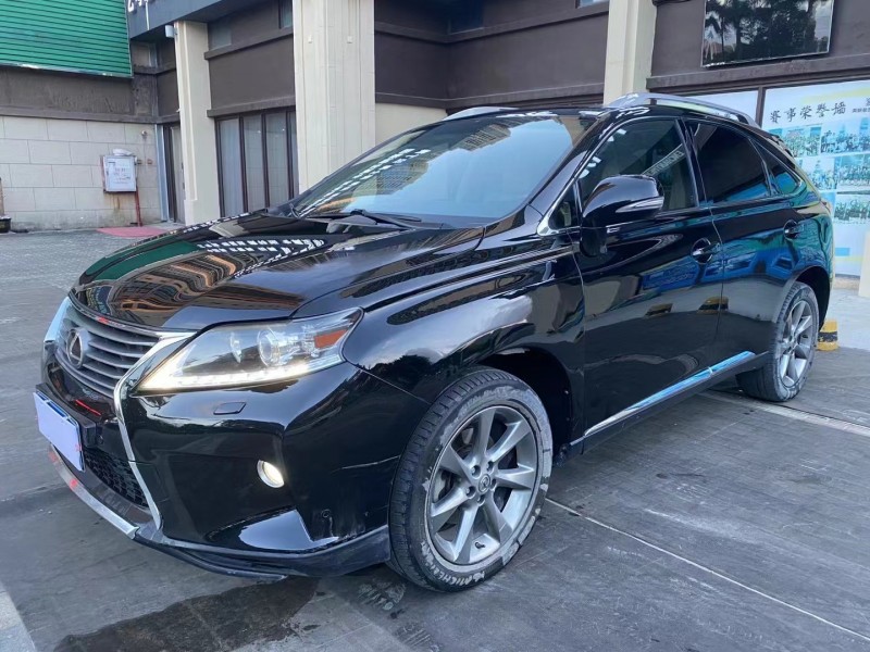 中山11年雷克萨斯RX6