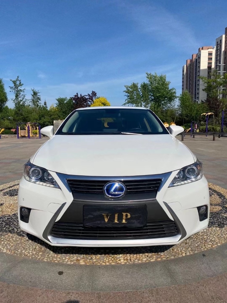 青岛17年雷克萨斯CT1