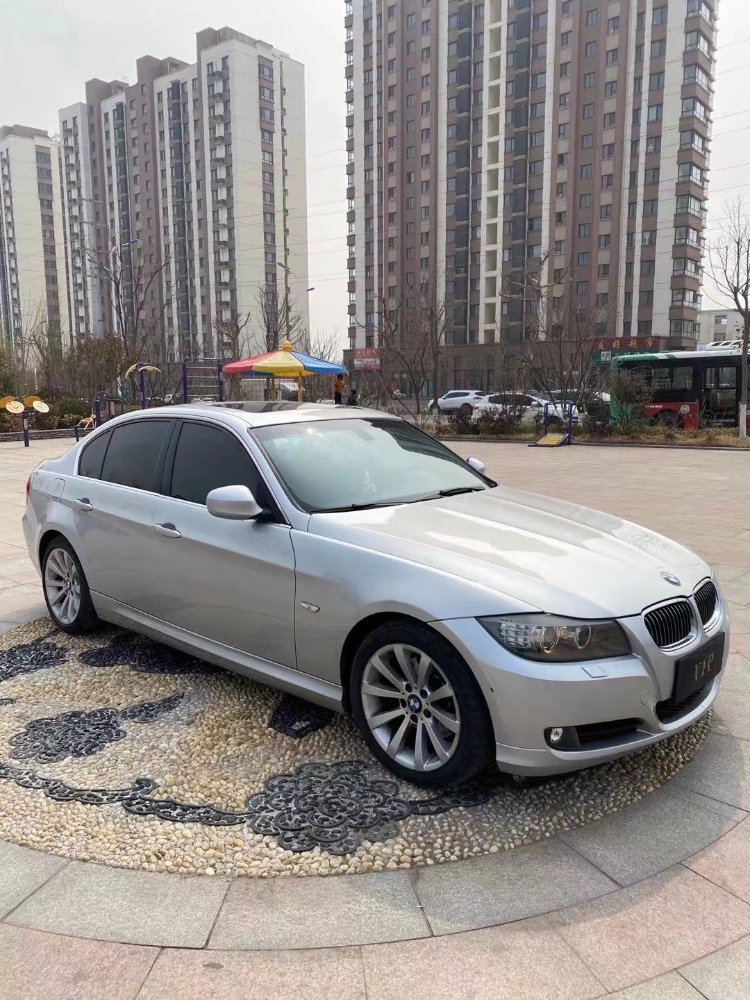 青岛12年宝马3系3