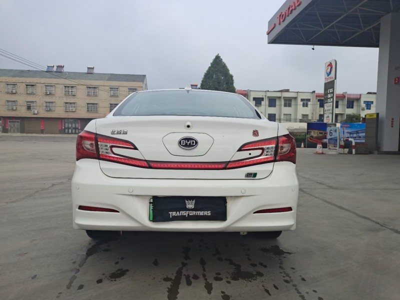 宜昌16年比亞迪秦5