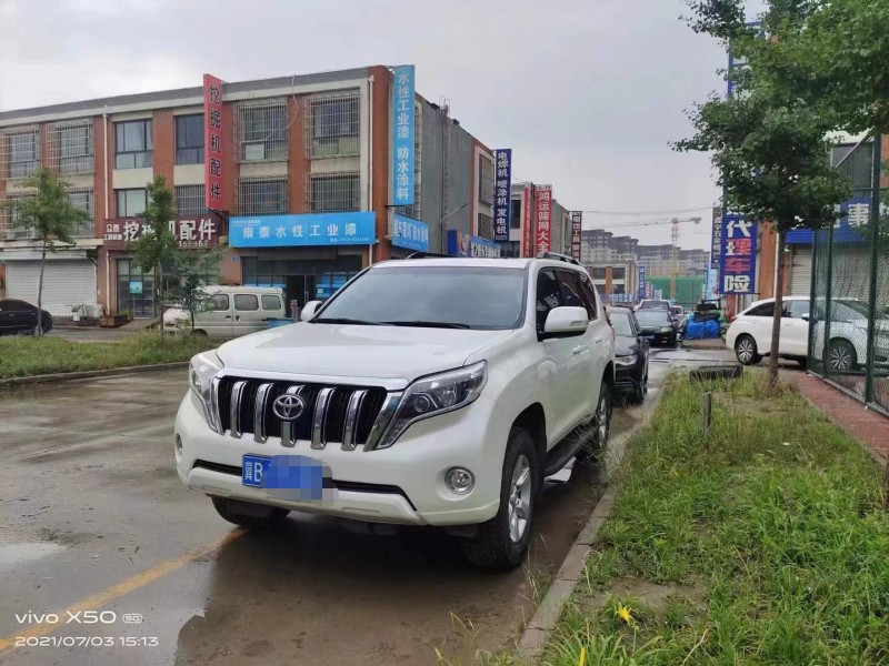 保定17年丰田普拉多1