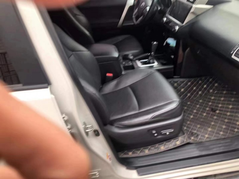 保定17年丰田普拉多4