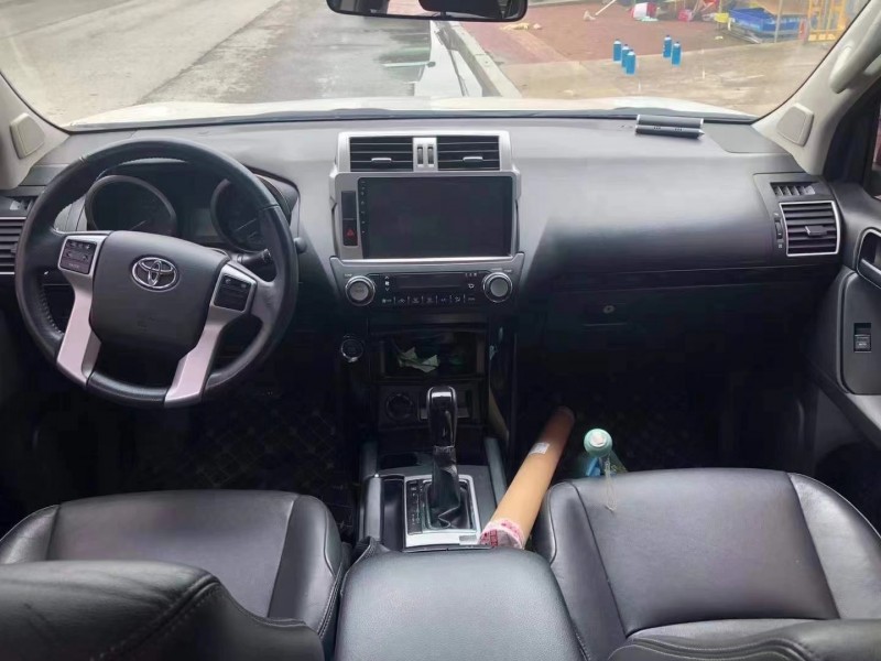 保定17年丰田普拉多5