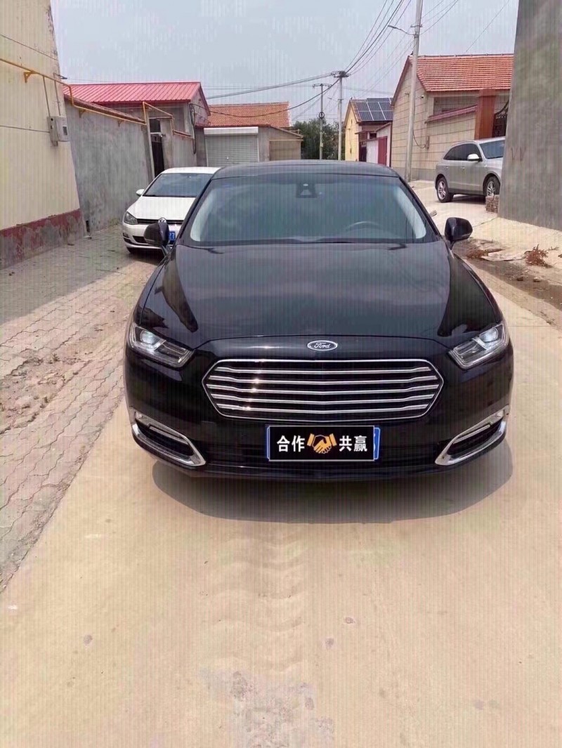 保定16年福特金牛座1