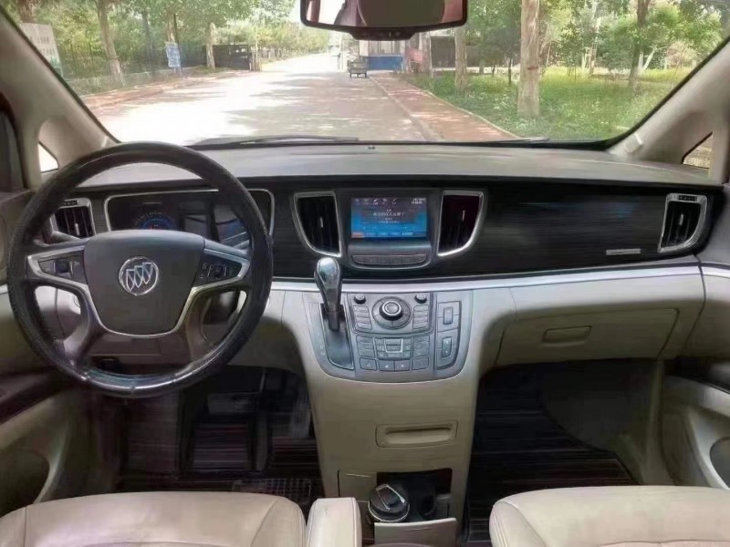 广州12年别克GL83