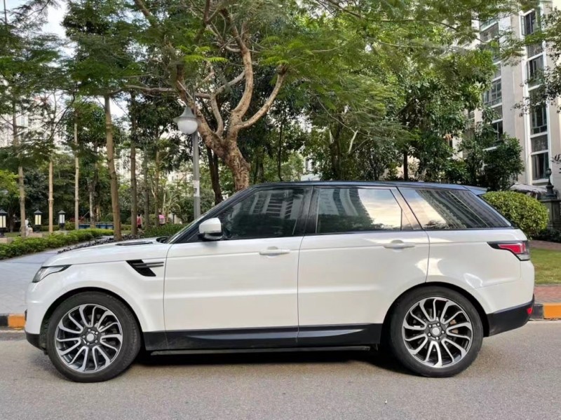 珠海16年路虎揽胜运动3