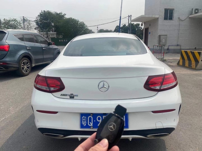 广州18年奔驰C4