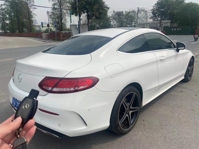 广州18年奔驰C6