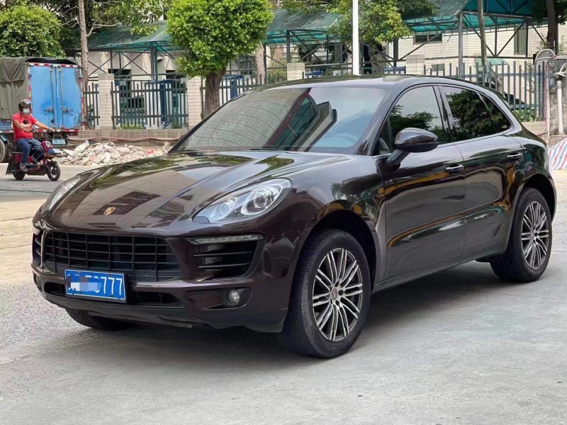 佛山15年保时捷Macan2