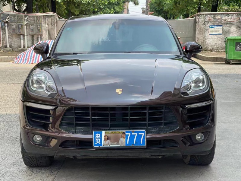 佛山15年保时捷Macan1