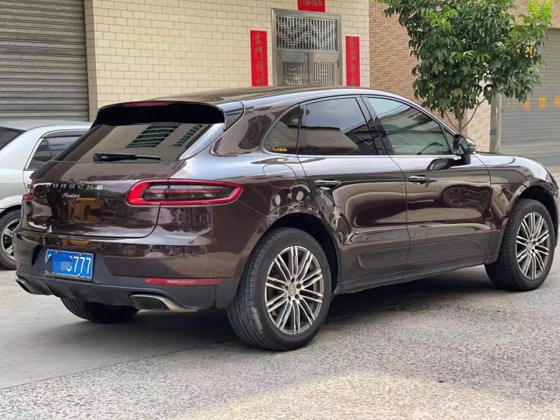 佛山15年保时捷Macan7