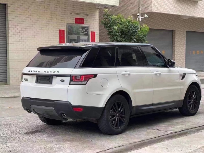 佛山16年路虎揽胜运动7