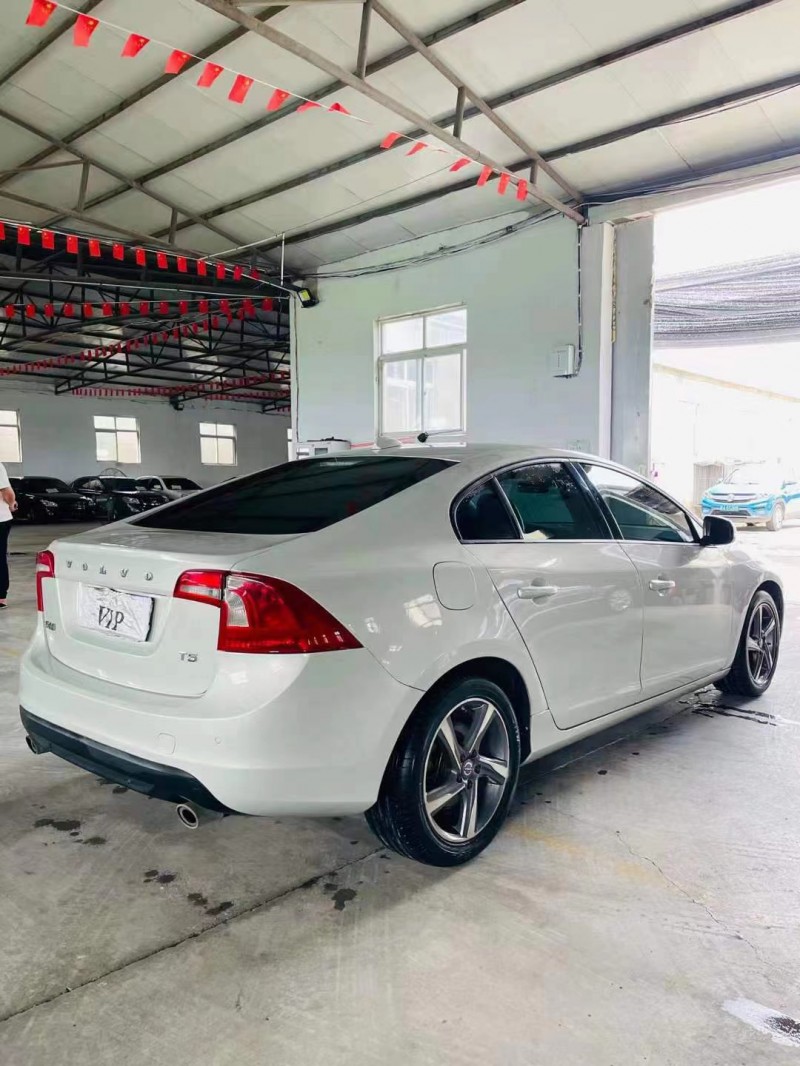 沈陽11年沃爾沃S60L8