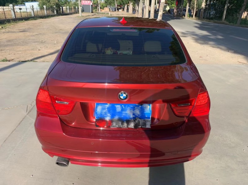 保定11年宝马3系4