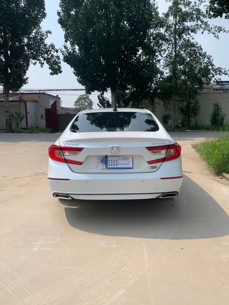 保定20年本田雅阁6