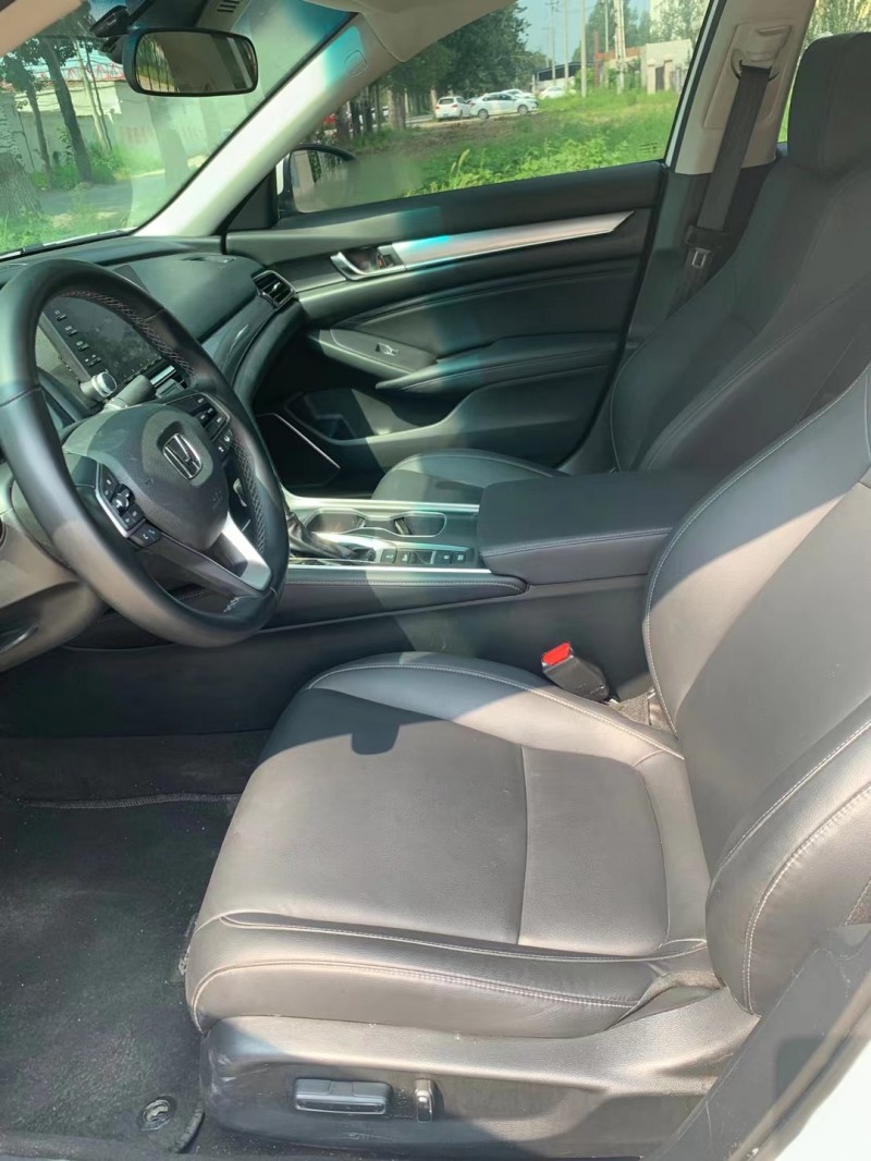 保定20年本田雅阁7