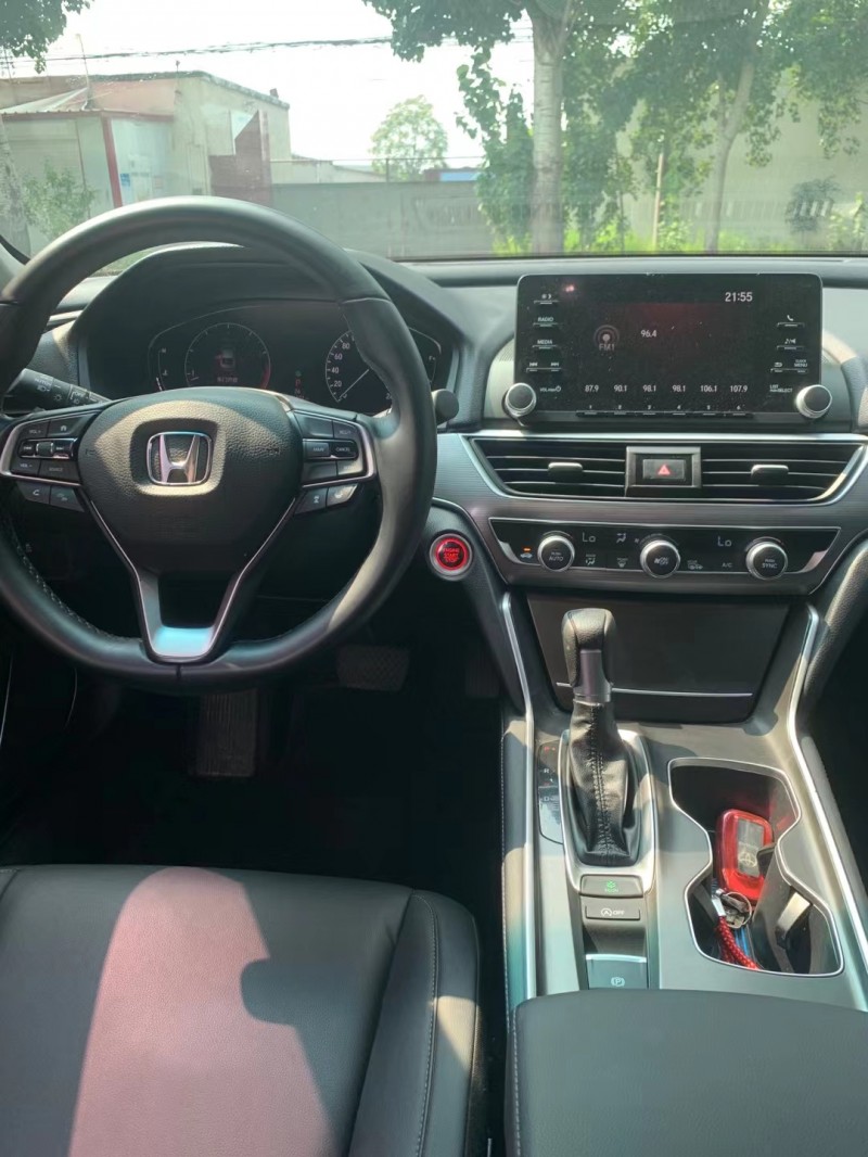 保定20年本田雅阁8