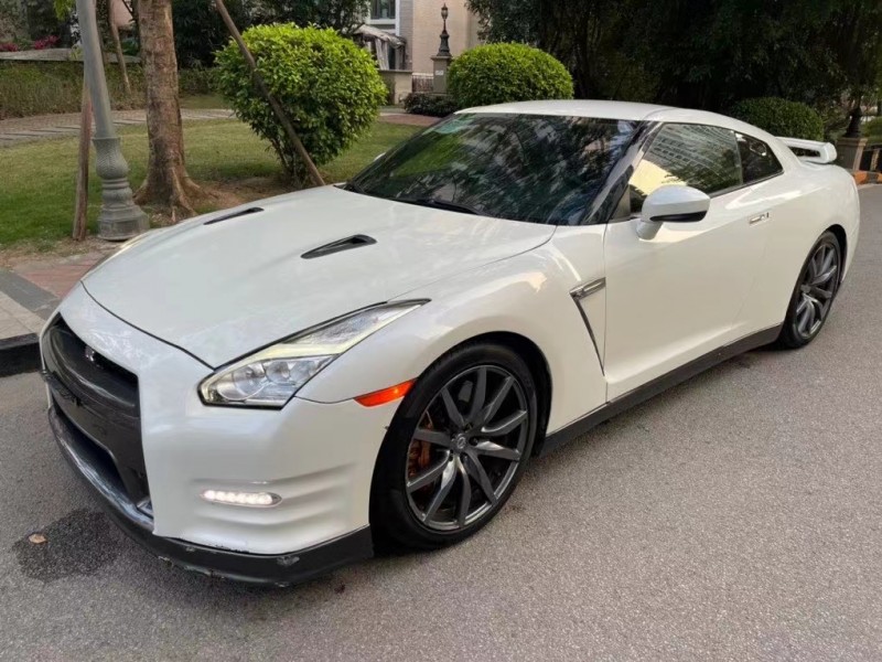 珠海15年日產GT-R2