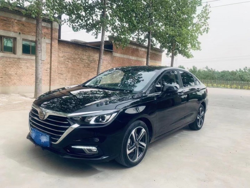 保定18年北汽绅宝D502