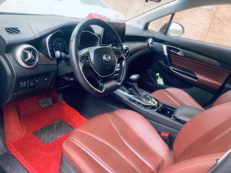 保定18年北汽绅宝D509