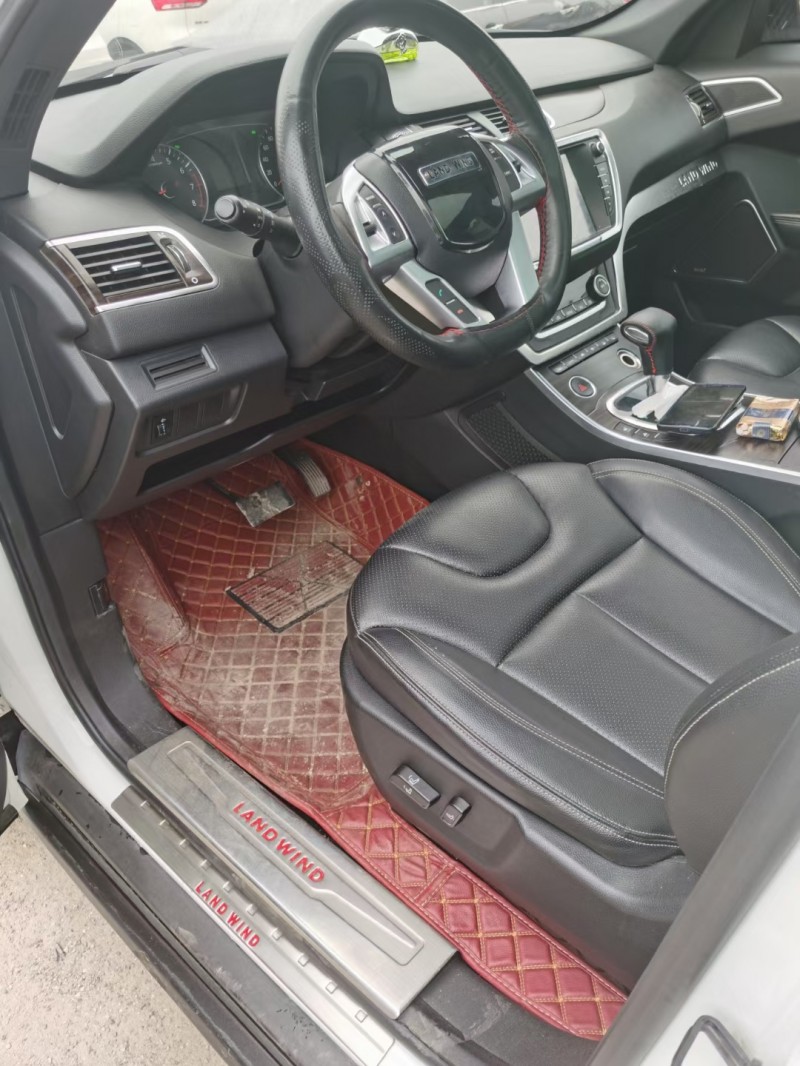 保定16年陆风X73