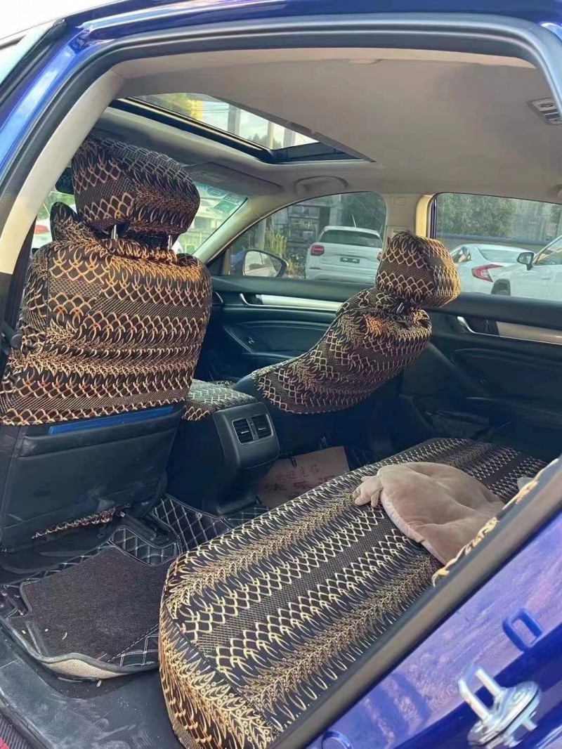 重庆19年本田雅阁3