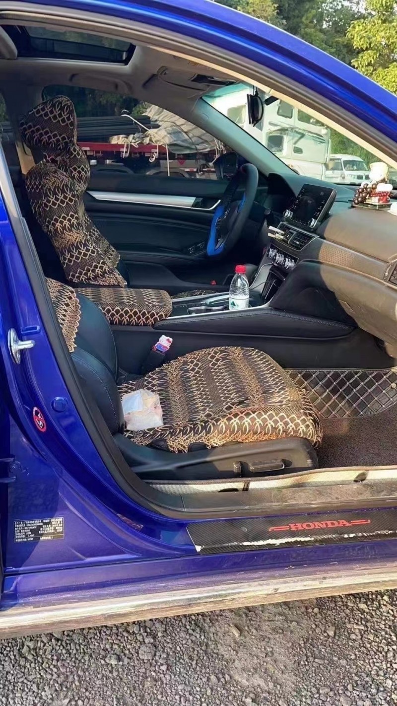 重庆19年本田雅阁5