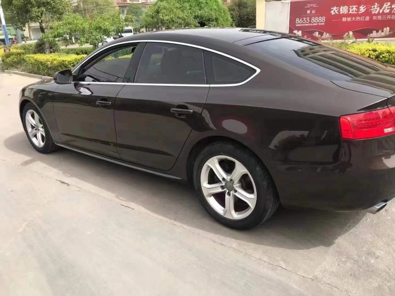 泰州14年奥迪A56