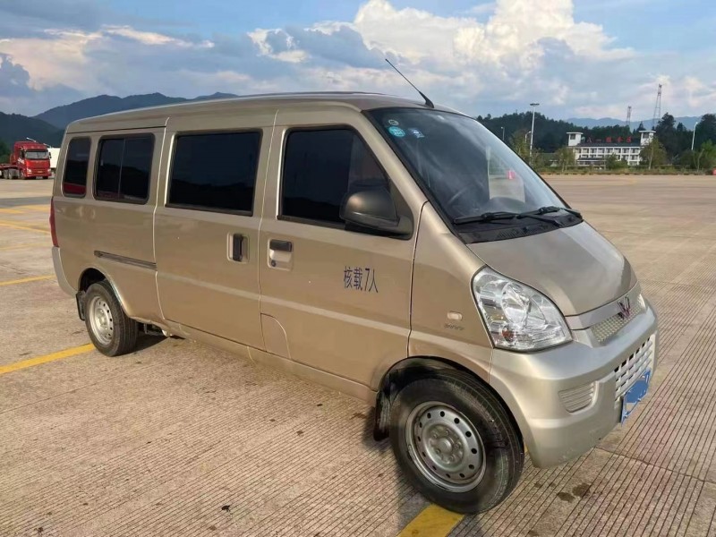 寧德20年五菱汽車榮光2