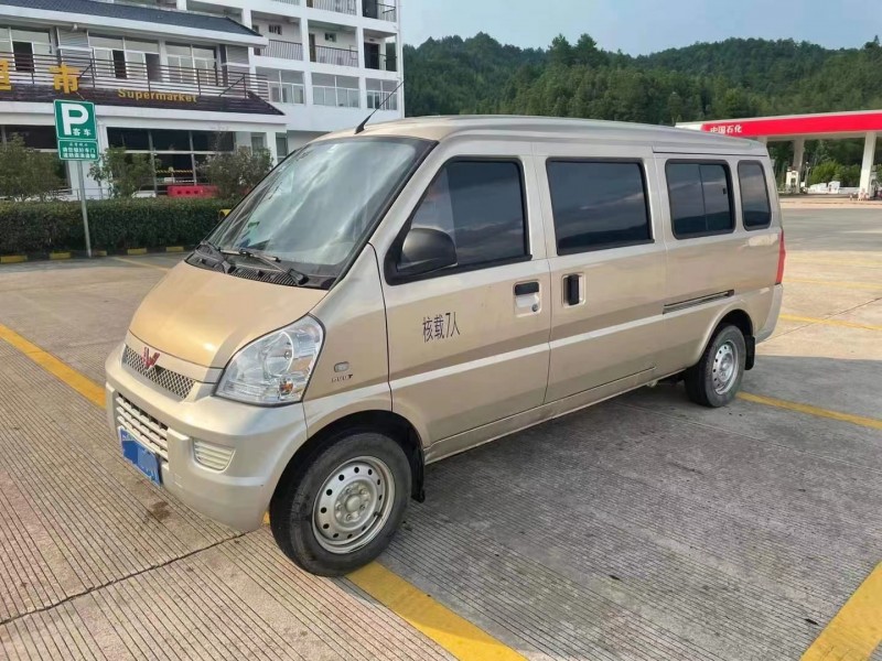 寧德20年五菱汽車榮光3