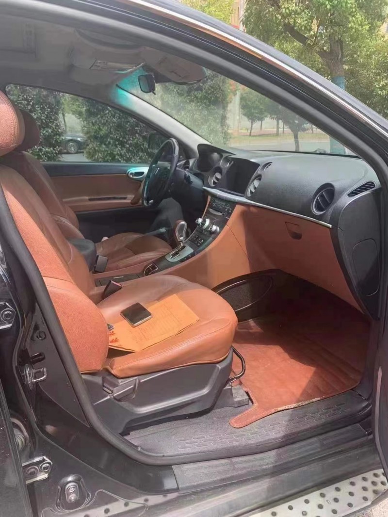 成都12年纳智捷大7 SUV6