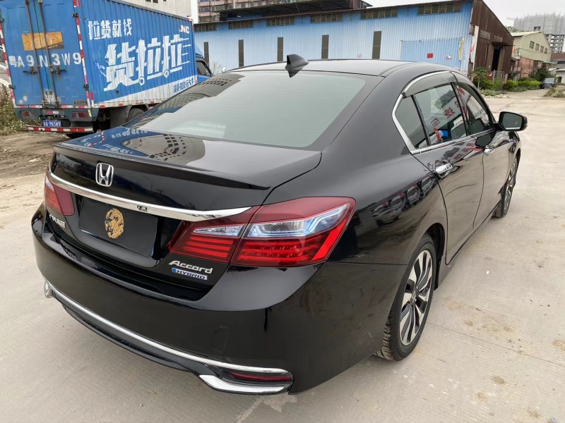 广州17年本田雅阁9