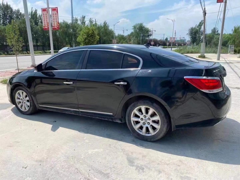 枣庄12年别克君越7