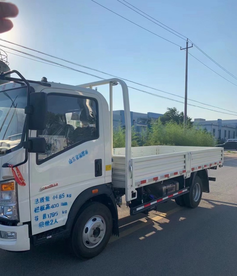 邢台21年大通V806