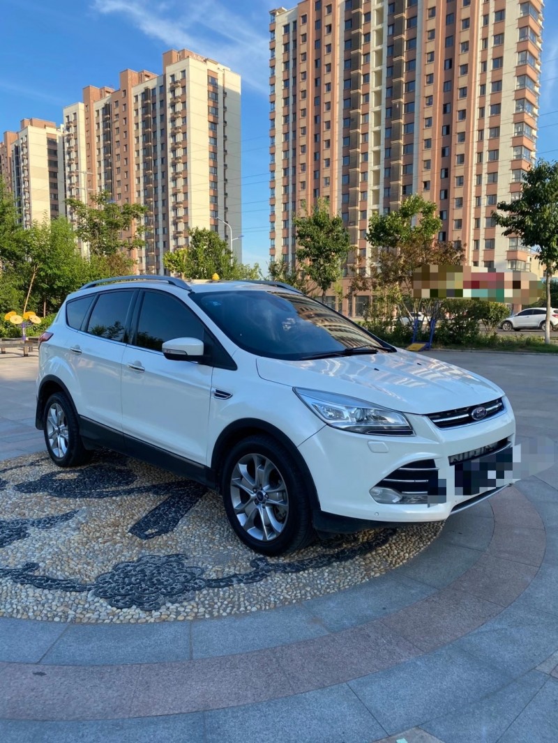 青岛14年福特翼虎3