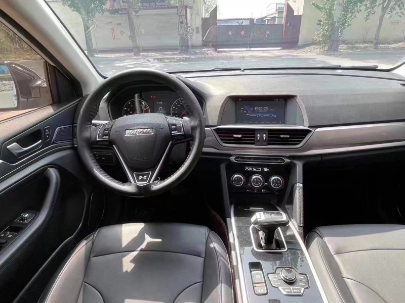 保定18年哈弗H64