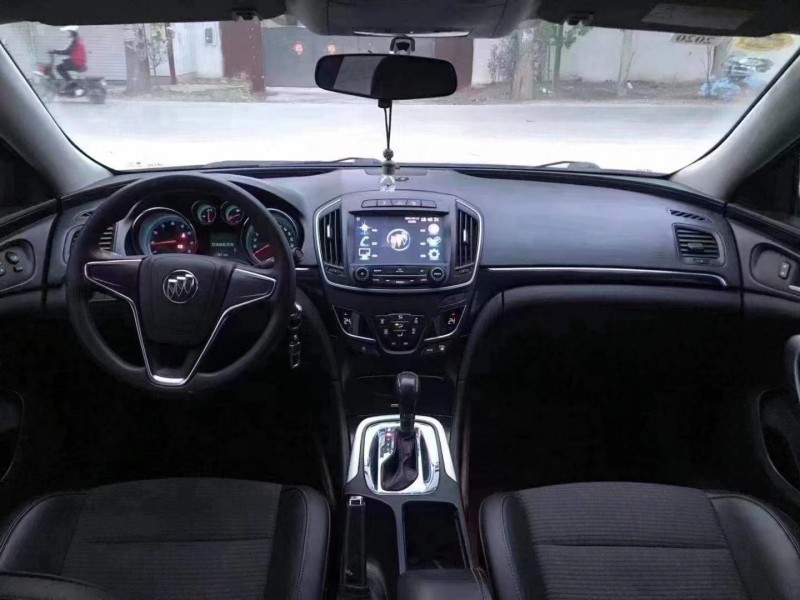 保定16年别克君威6