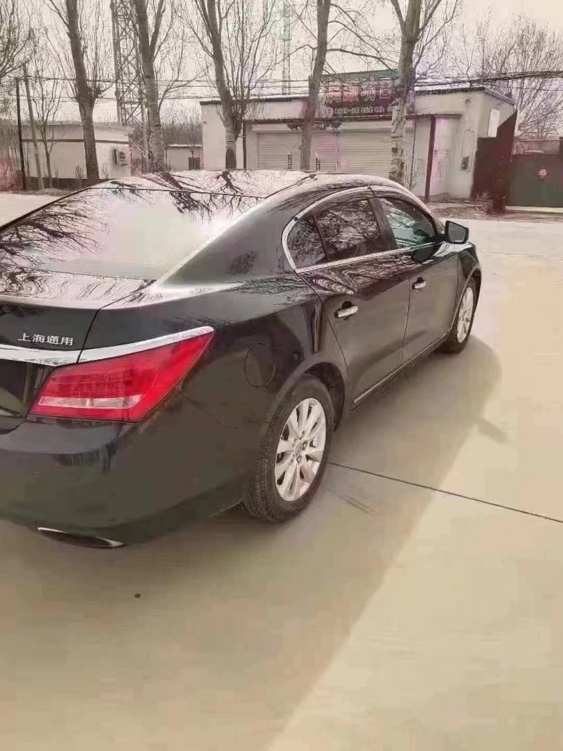 保定15年别克君越3