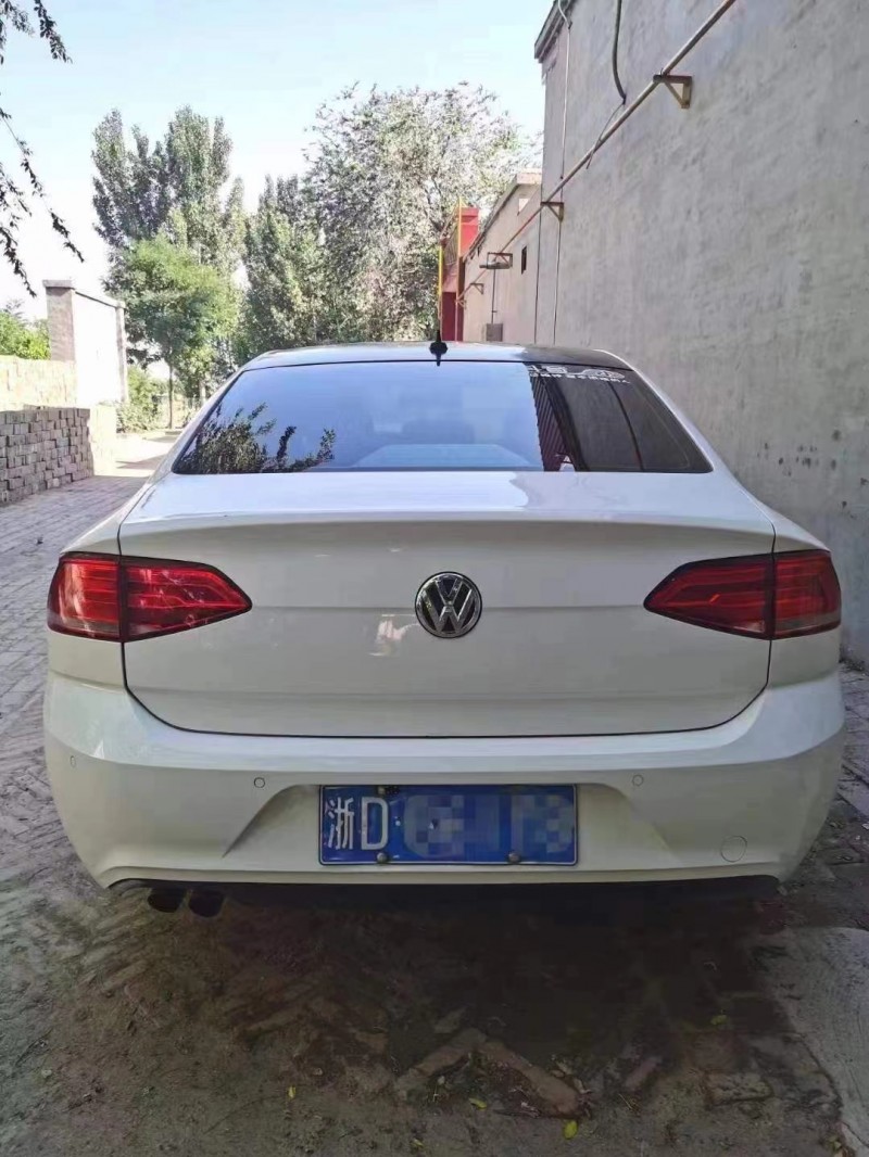 保定17年大众凌渡4