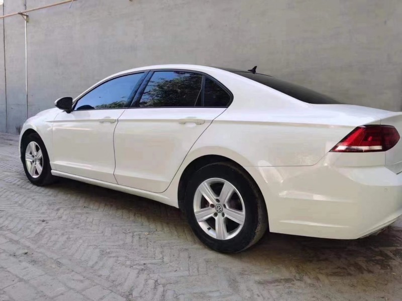 保定17年大众凌渡5