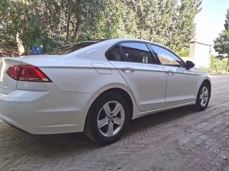 保定17年大众凌渡6