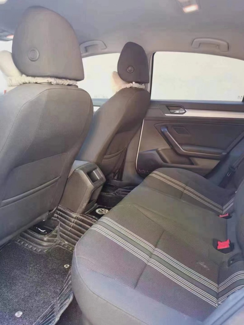 保定17年大众凌渡8