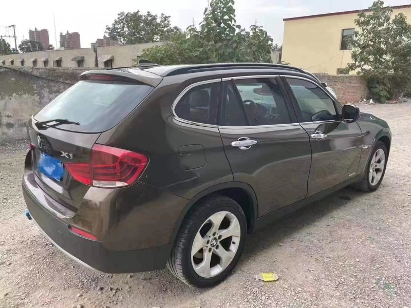 保定11年宝马X16