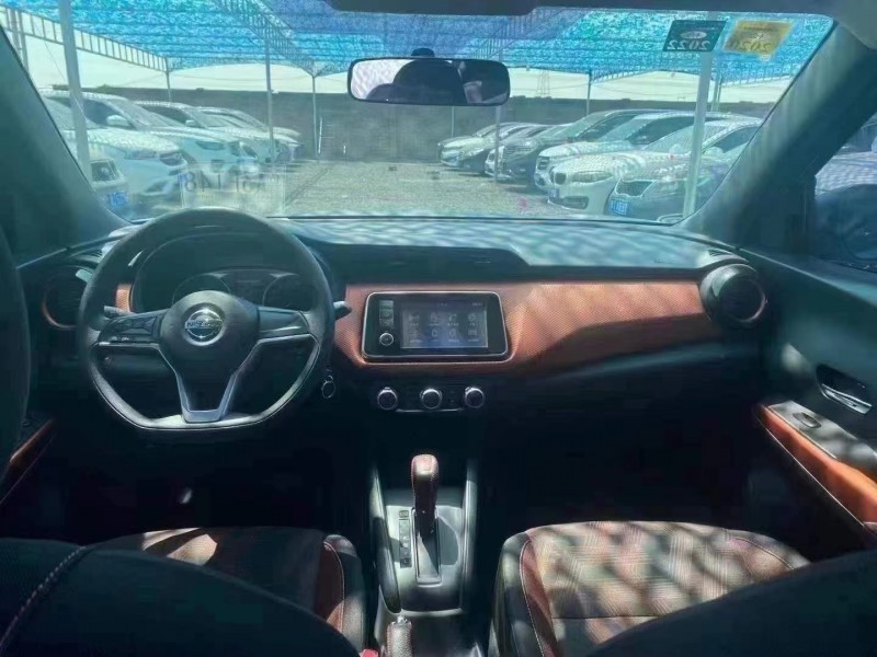 保定18年日产劲客6