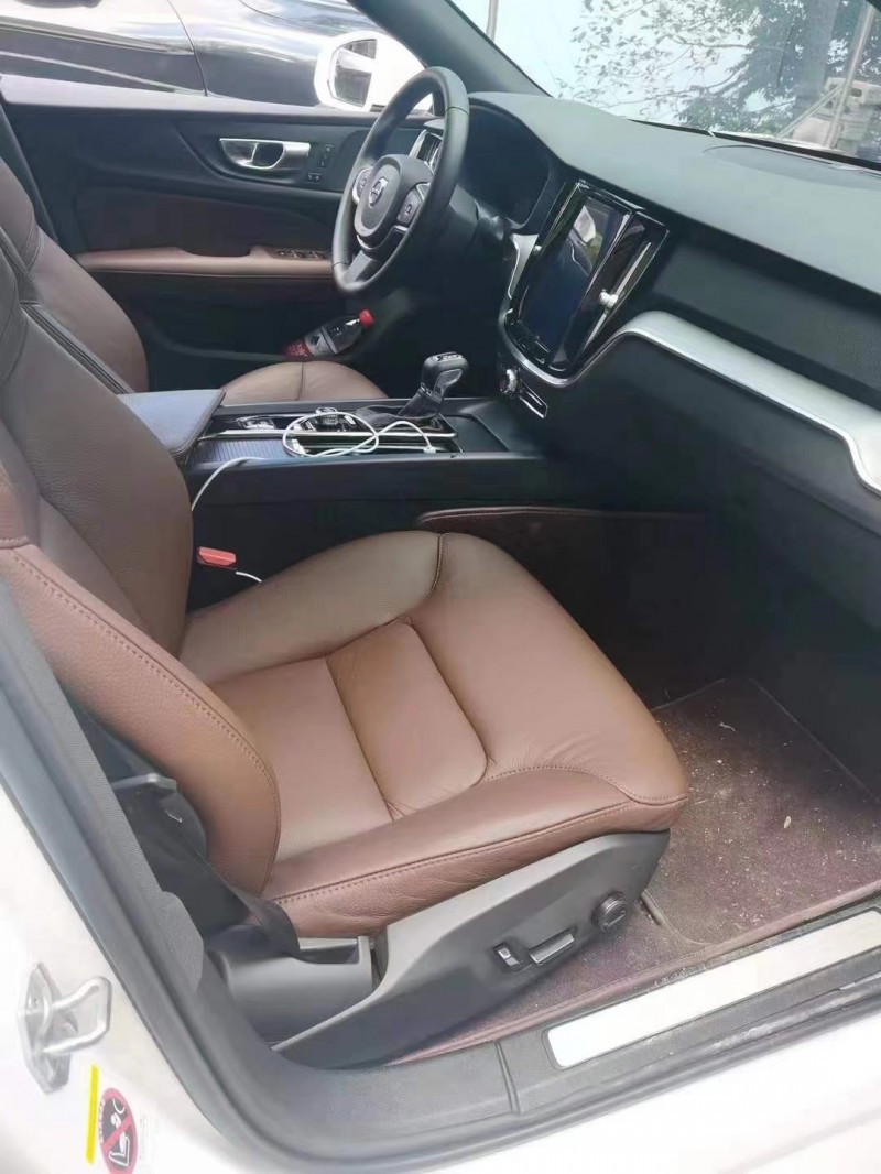 武漢20年沃爾沃S60L7