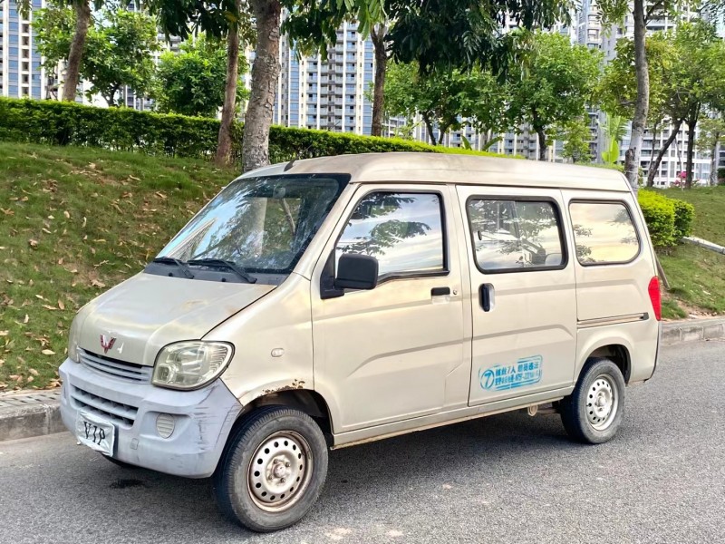 惠州15年五菱汽車之光2