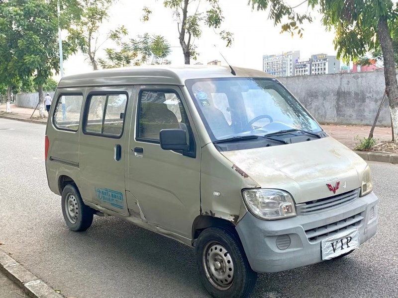 惠州15年五菱汽車之光3