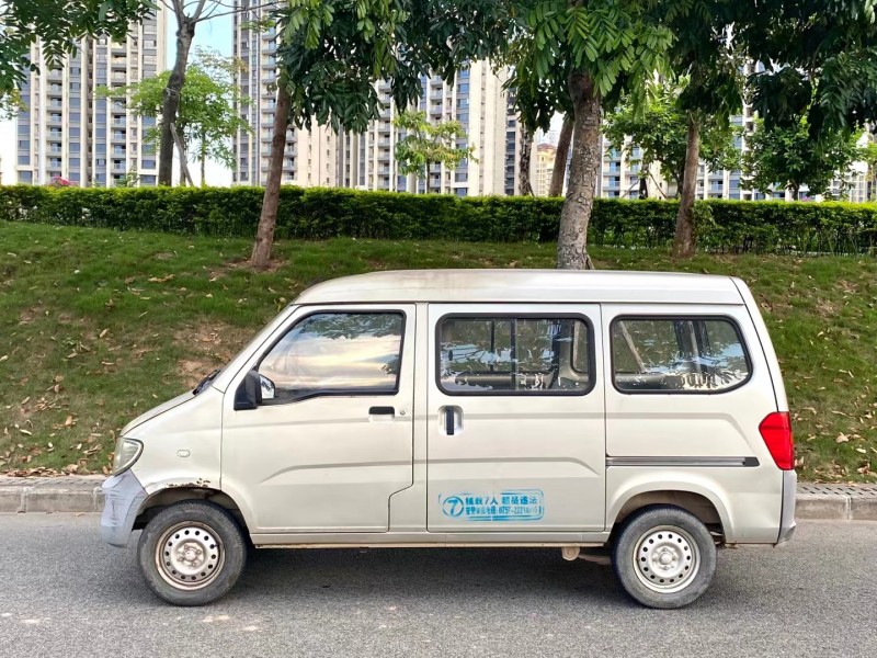 惠州15年五菱汽車之光8